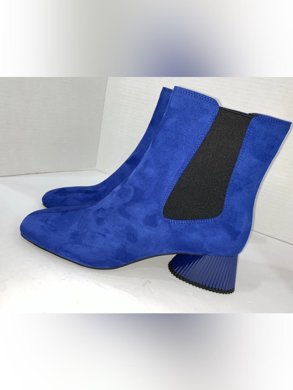 Katy Perry Collections Sz 7, Cobalt Blue Suede Charta w/ Sculpted heel -NEW
